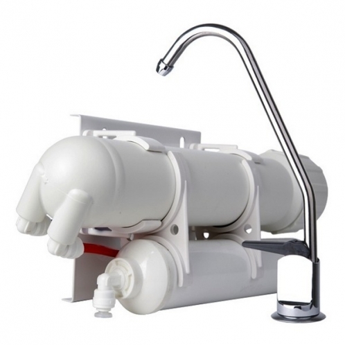 Фильтр обратного осмоса Гейзер Престиж 2 (Бак) Фильтр обратного осмоса Гейзер Престиж 2 (Бак)